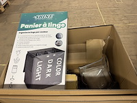 Mix partij w.o. wasmand, magnetisch cover + car holder w.o. azuri, huawei - afbeelding 2 van  8
