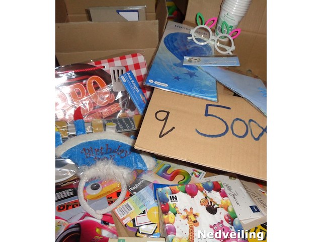 Mixdoos q met 50 artikelen vnl feest - afbeelding 3 van  3