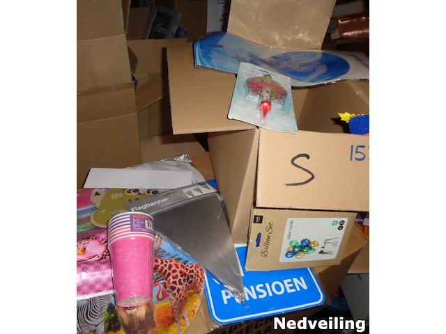 Mixdoos s met 15 artikelen vnl feest - afbeelding 3 van  3