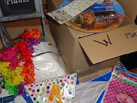 Mixdoos w met 15 artikelen vnl feest - afbeelding 2 van  3