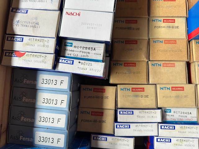 Mixed - partij diverse lagers, wielagerkits en waterpomp 154kg - afbeelding 5 van  14