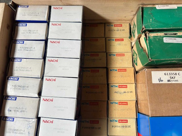 Mixed - partij diverse lagers, wielagerkits en waterpomp 154kg - afbeelding 6 van  14