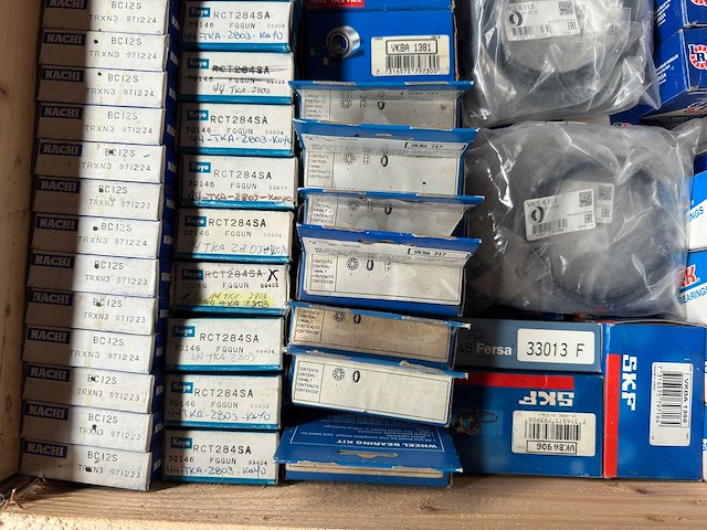 Mixed - partij diverse lagers, wielagerkits en waterpomp 154kg - afbeelding 11 van  14