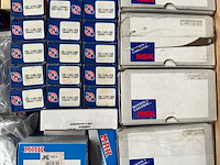 Mixed - partij diverse lagers, wielagerkits en waterpomp 154kg - afbeelding 13 van  14