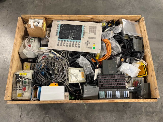 Mixed - partij industriële electronica & automatisering (108kg) - afbeelding 4 van  8