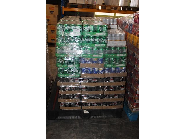 Mixed pallet frisdranken waaronder sprite en pepsi circa 1944 blikken met tht 2026 bod is inclusief 150 eu... - afbeelding 2 van  2