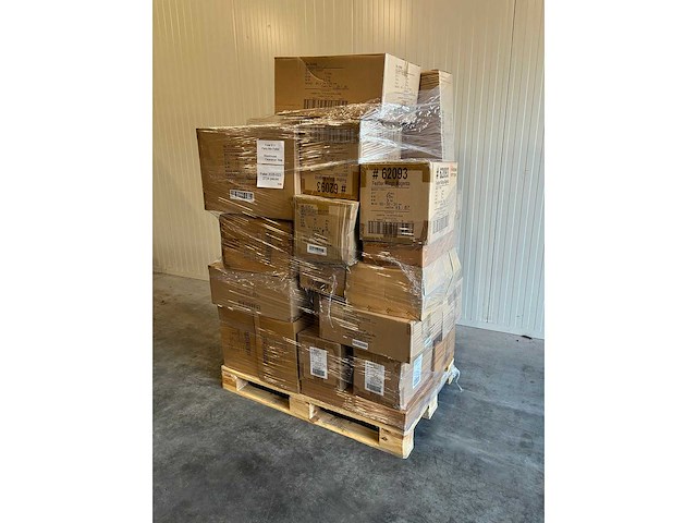 Mixpallet feest artikelen - afbeelding 2 van  2
