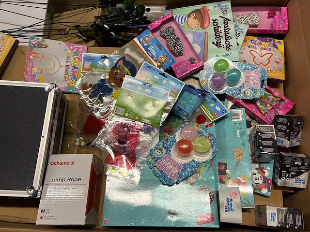 Mixpallet magazijnopruiming - afbeelding 3 van  4