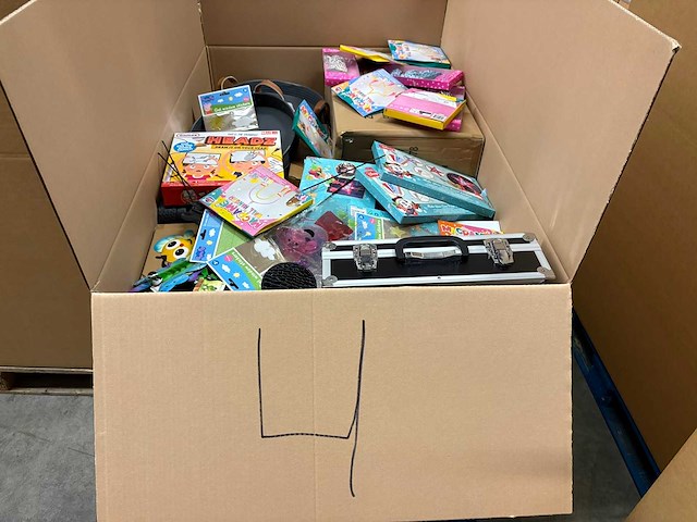 Mixpallet magazijnopruiming - afbeelding 1 van  5