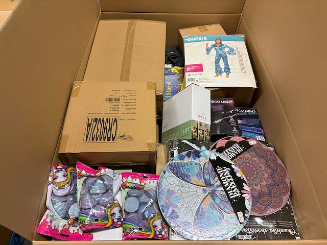 Mixpallet magazijnopruiming - afbeelding 2 van  5