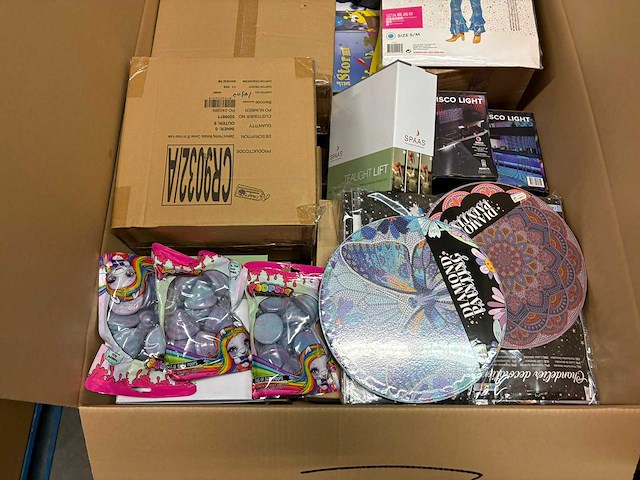 Mixpallet magazijnopruiming - afbeelding 4 van  5