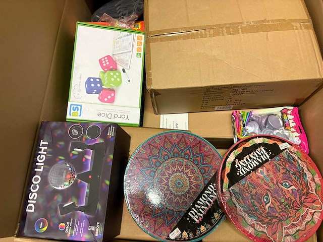 Mixpallet magazijnopruiming - afbeelding 3 van  5