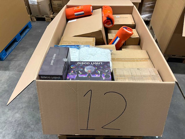 Mixpallet magazijnopruiming - afbeelding 1 van  4