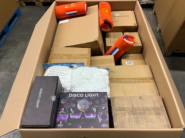 Mixpallet magazijnopruiming - afbeelding 2 van  4