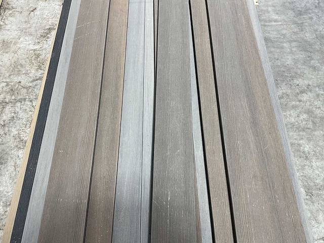 Mixpartij composiet gevelbekleding - 500x13,5x2,6 cm - afbeelding 3 van  7