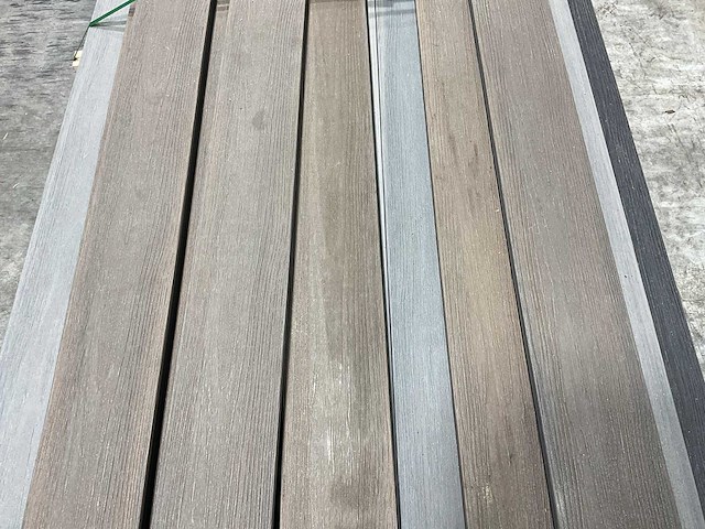 Mixpartij composiet gevelbekleding - 500x13,5x2,6 cm - afbeelding 3 van  5