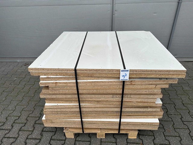 Mixpartij vloerplaat - spaanplaat 1140x1050x38mm (19x) - afbeelding 1 van  2