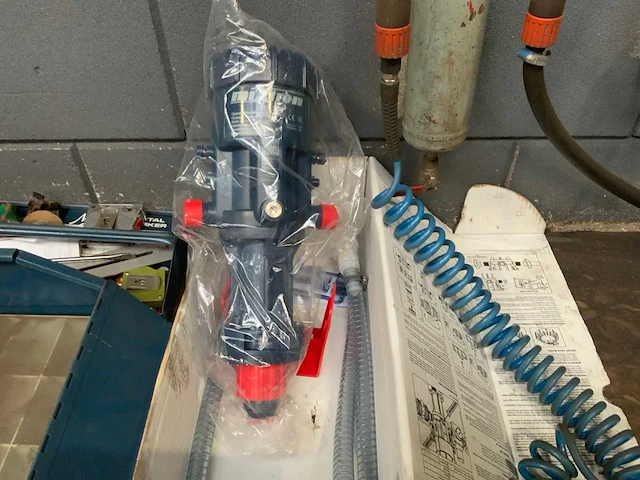 Mixtron mx. 300 doseerpomp en diversen - afbeelding 5 van  6