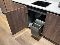 Mk blue ripasso eiland showroomkeuken met kastenwand - afbeelding 6 van  31