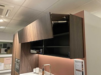 Mk blue ripasso eiland showroomkeuken met kastenwand - afbeelding 8 van  31