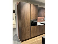 Mk blue ripasso eiland showroomkeuken met kastenwand - afbeelding 9 van  31