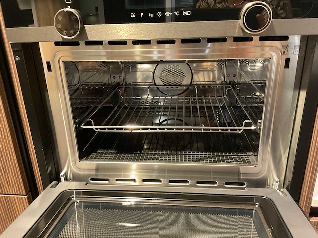 Mk blue ripasso eiland showroomkeuken met kastenwand - afbeelding 15 van  31