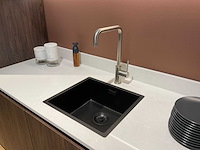 Mk blue ripasso eiland showroomkeuken met kastenwand - afbeelding 16 van  31