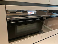 Mk carbon eiland showroomkeuken met coffeecorner en kastenwand - afbeelding 22 van  51