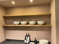 Mk carbon eiland showroomkeuken met coffeecorner en kastenwand - afbeelding 30 van  51