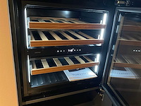 Mk carbon eiland showroomkeuken met coffeecorner en kastenwand - afbeelding 35 van  51