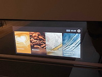 Mk carbon eiland showroomkeuken met coffeecorner en kastenwand - afbeelding 39 van  51