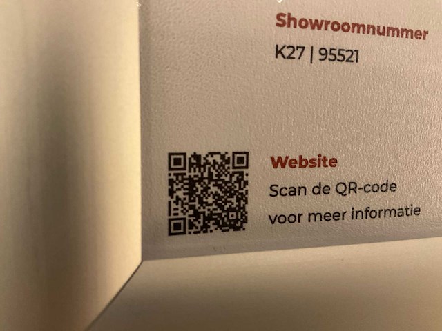 Mk classic eiland showroomkeuken met wandopstelling en inductiefornuis - afbeelding 36 van  41