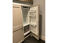 Mk ergona hoekopgestelde showroomkeuken met inbouwkastenwand - afbeelding 13 van  24