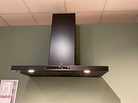 Mk matera provence hoekopgestelde showroomkeuken - afbeelding 28 van  30