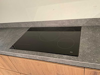 Mk memory hoekopgestelde showroomkeuken met kastenwand - afbeelding 6 van  31