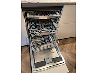 Mk natural beach eiland showroom keuken met kastenwand en coffeecorner - afbeelding 2 van  32