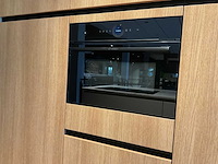 Mk natural beach eiland showroom keuken met kastenwand en coffeecorner - afbeelding 15 van  32