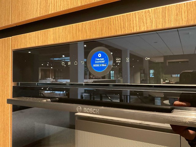 Mk natural beach eiland showroom keuken met kastenwand en coffeecorner - afbeelding 16 van  32