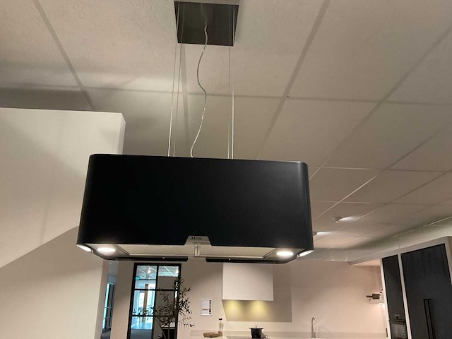 Mk olijf hoekopgestelde showroomkeuken - afbeelding 6 van  26