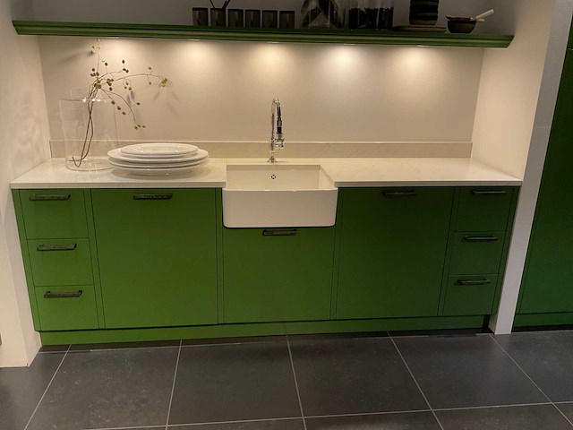 Mk regina rechtopgestelde 2-delige showroomkeuken met kastenwand - afbeelding 11 van  16