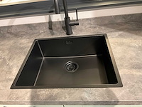 Mk saliegroen hoekopgestelde showroomkeuken - afbeelding 21 van  21