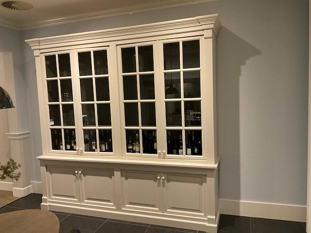 Mk showroom buffetkast - afbeelding 1 van  6