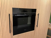 Mk valencia hoekopgestelde showroomkeuken met kastenwand - afbeelding 18 van  31