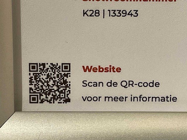 Mk valencia hoekopgestelde showroomkeuken met kastenwand - afbeelding 25 van  31