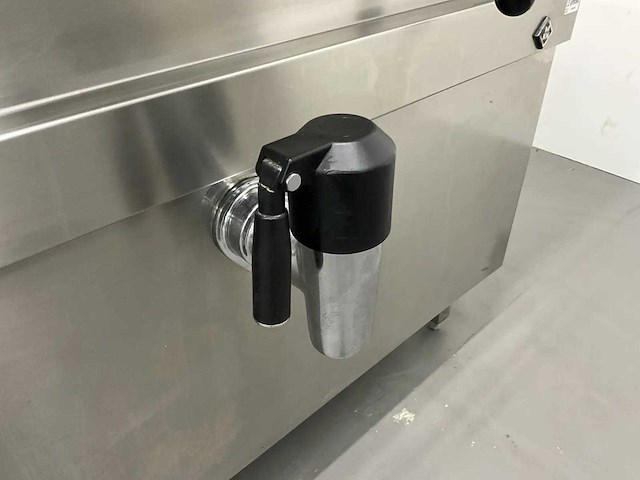 Mkn - 10019174 (optima 700) - elektrische braadpan - afbeelding 14 van  18