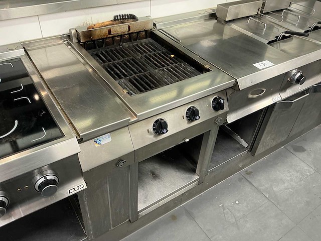 Mkn - grill - afbeelding 1 van  5