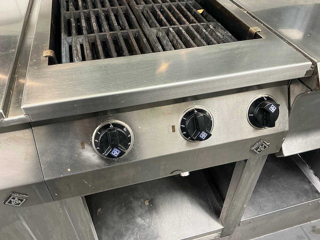 Mkn - grill - afbeelding 3 van  5