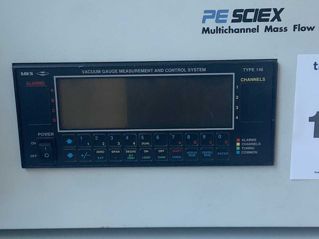 Mks 146 vacuüm meter meet en regelsysteem - afbeelding 3 van  3
