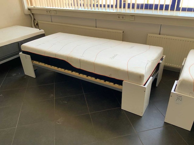 Mline cool motion 3 bed - afbeelding 1 van  3