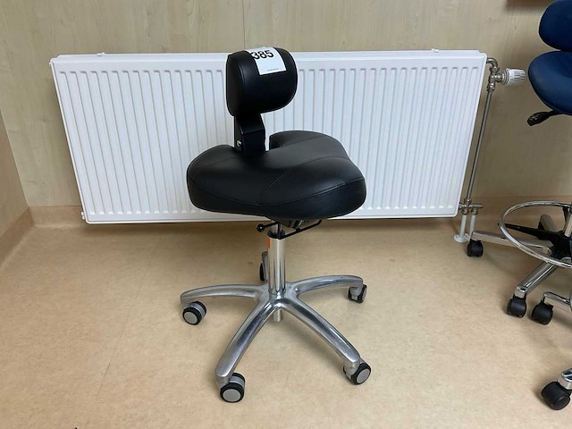 Mmax kruk - afbeelding 1 van  4